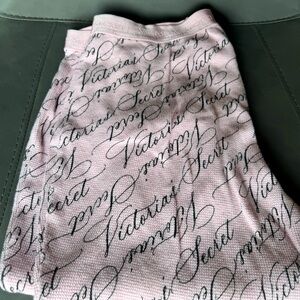 Victoria’s Secret Sleeping Set